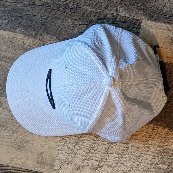 Oakley Hydrolix Hat White Baseball Cap Polyester Strapback Big Logo - Picture 5 of 7